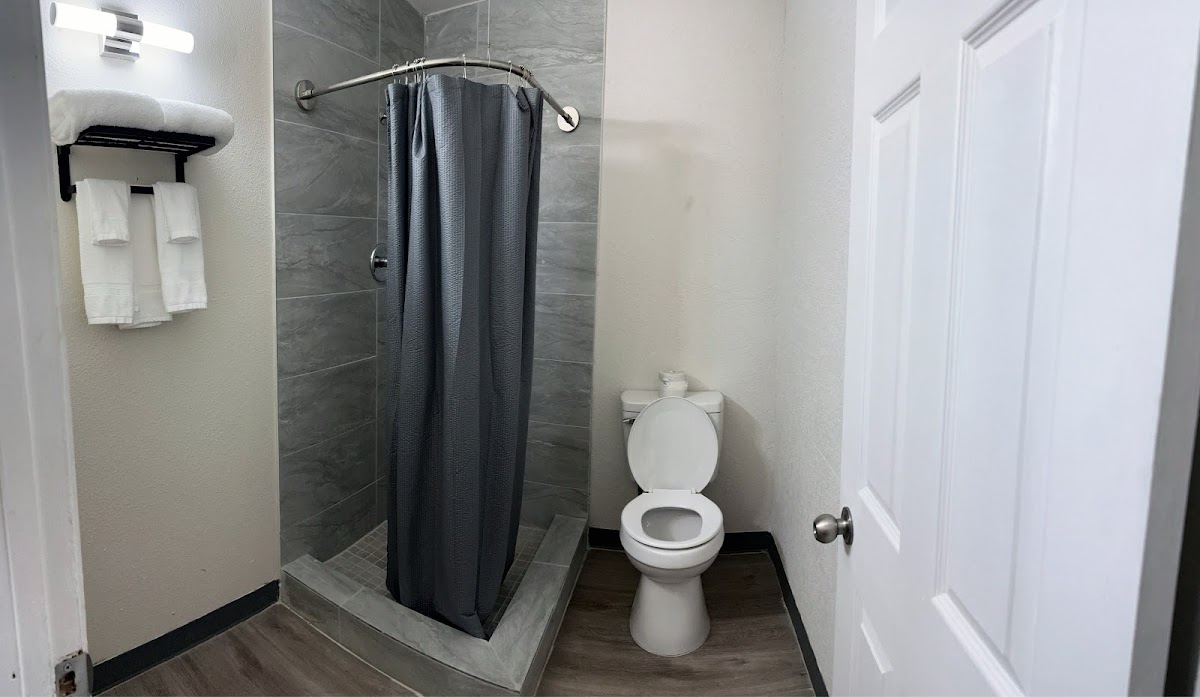Studio City Suites, a Travelodge by Wyndham