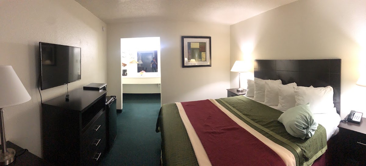Travel Inn and Suites