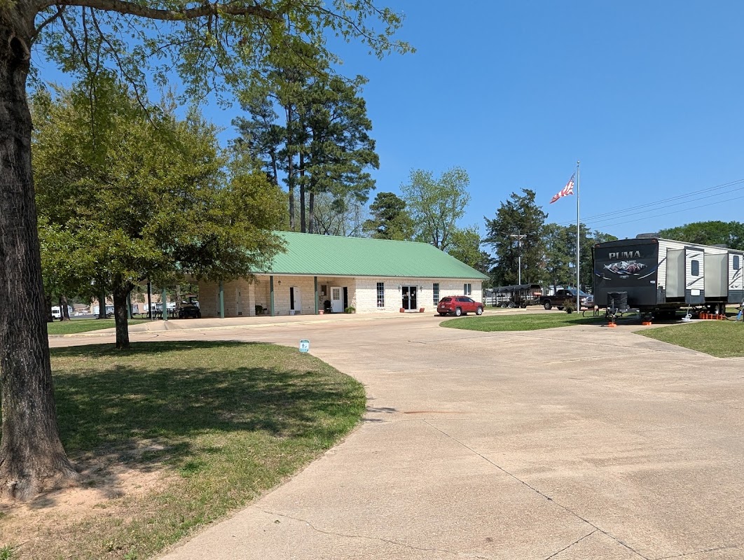 Shady Pines RV Park
