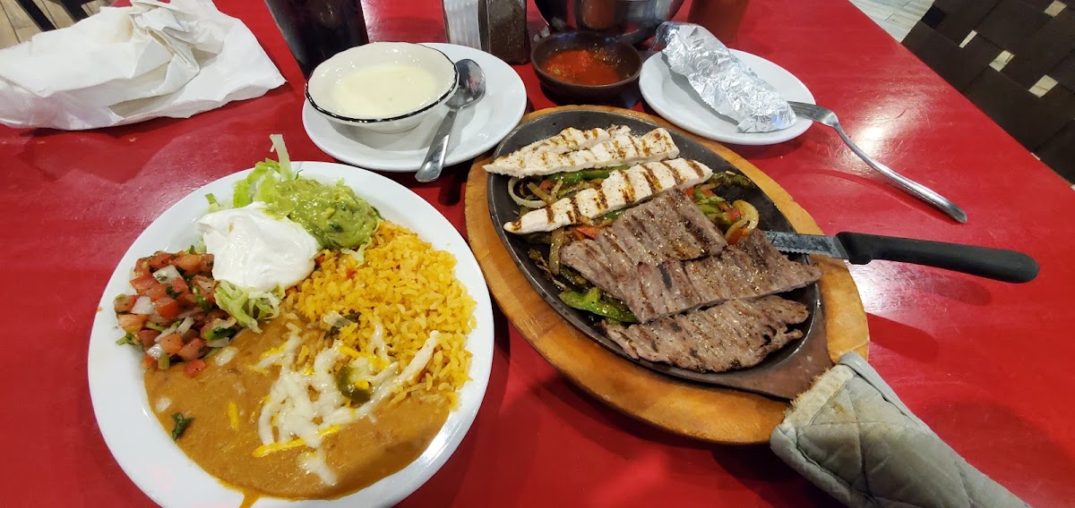 Loca Luna | Mexican Restaurant