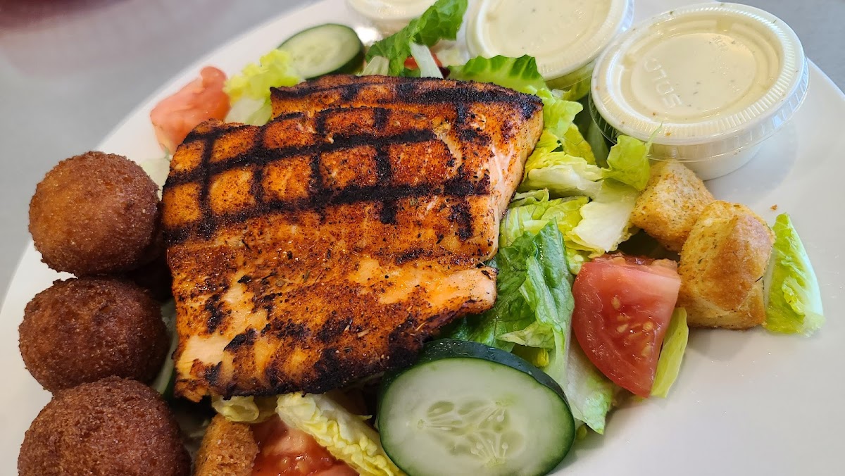 Flying Burger & Seafood | Texarkana