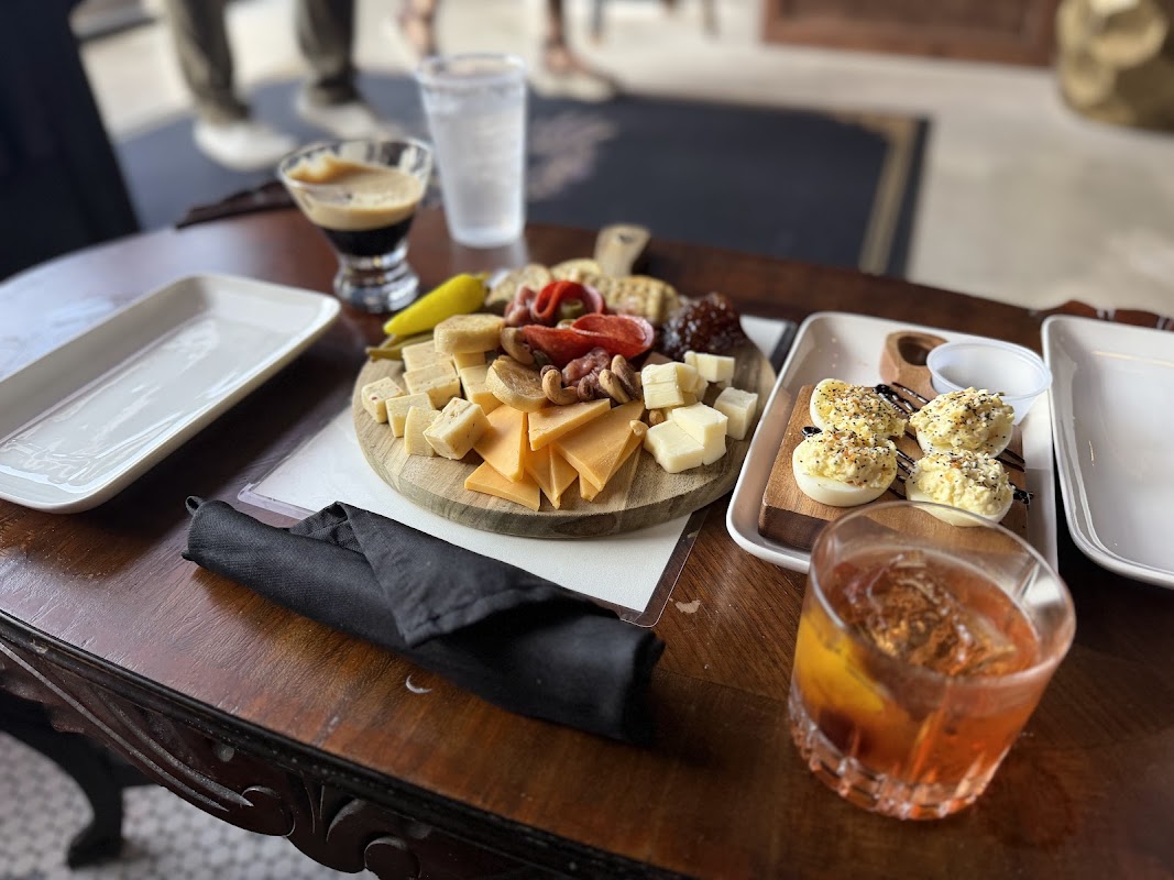 The Eagle Bourbon & Wine Lounge
