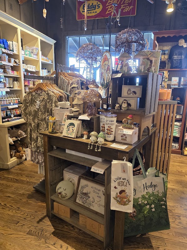 Cracker Barrel Old Country Store