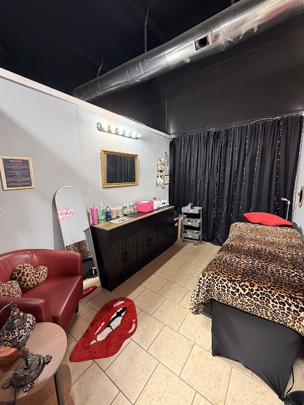 Daisy @SerenitySalon