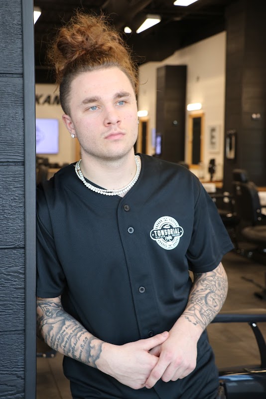 TONSORIAL ARTS BARBER COLLEGE