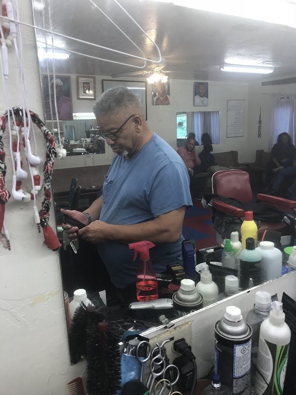 Tex-Ark Barber Shop