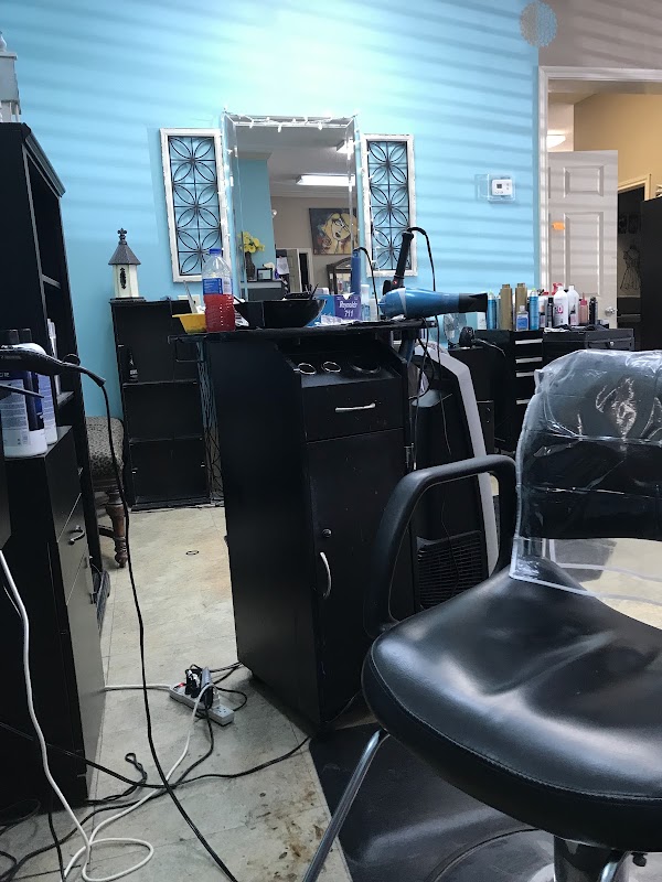 Two's Co Hairstyling