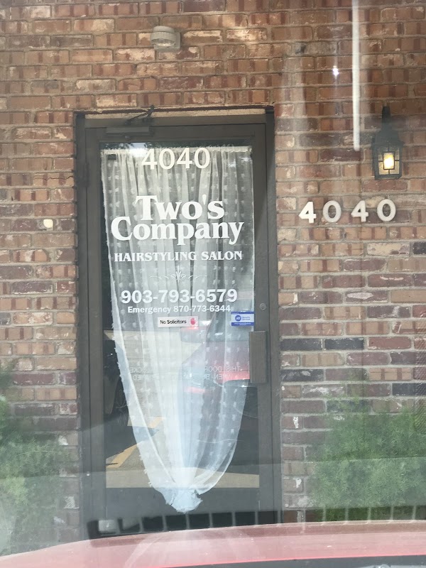 Two's Co Hairstyling