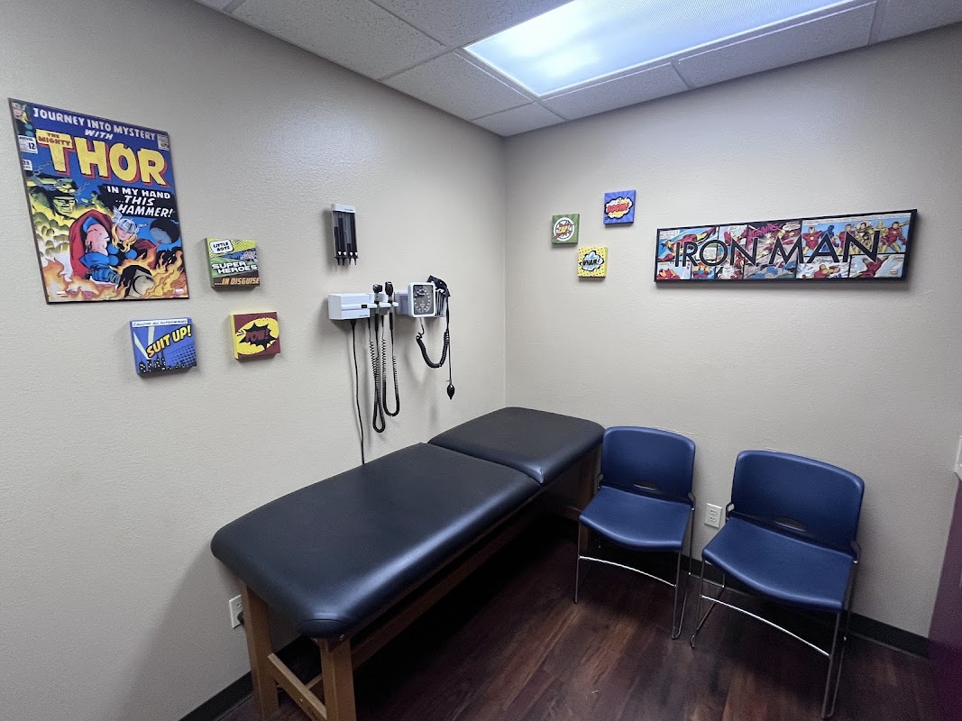 HealthCARE Express Urgent Care - Wake Village, TX